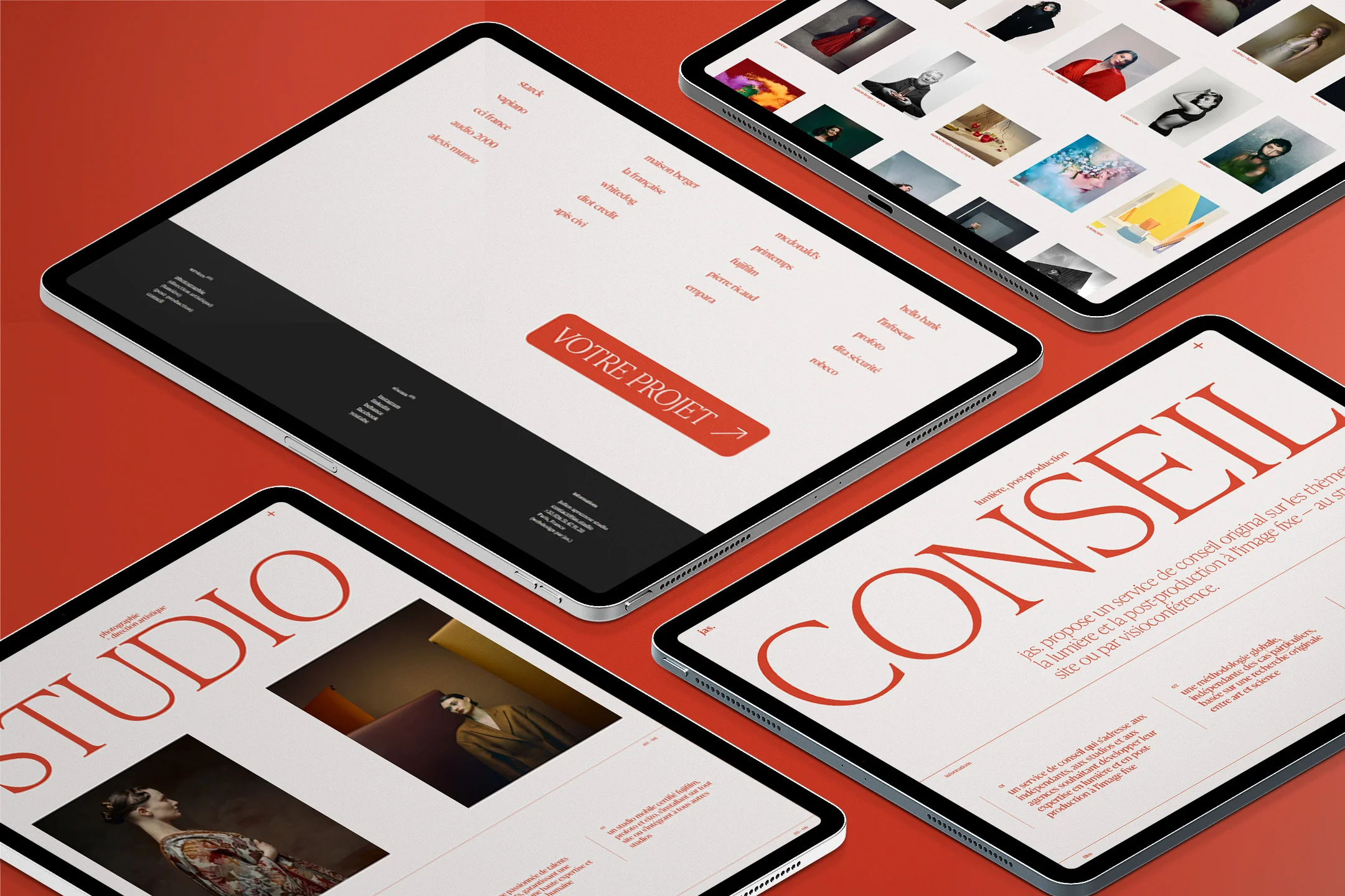 5-iPad isometric Mockup